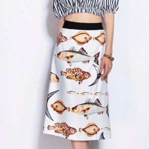 White and Black Midi Fish Skirt
